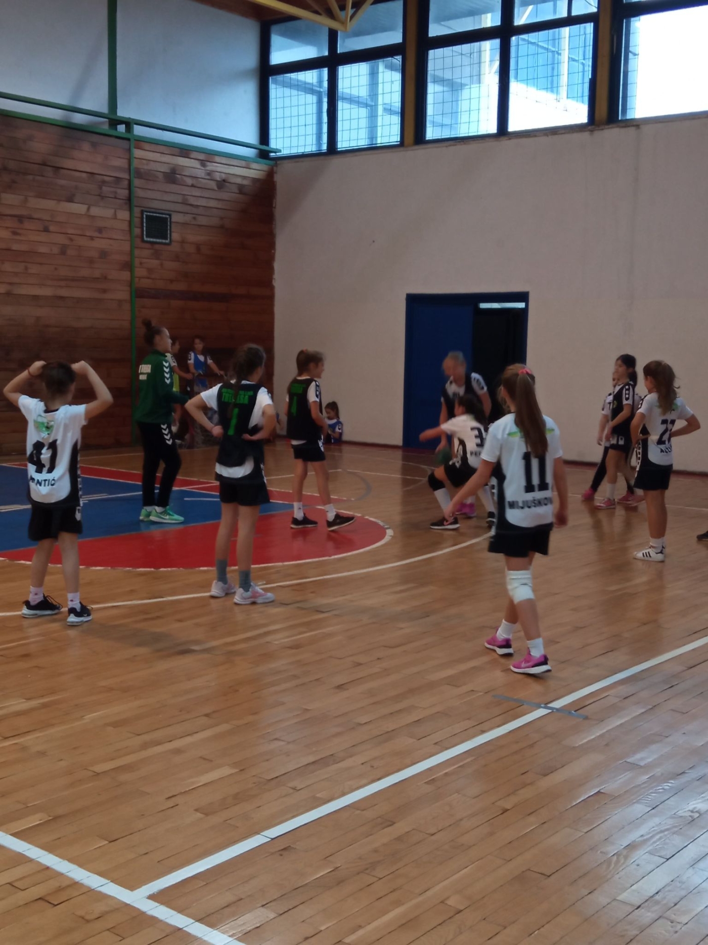 128913675_116958990144924_4253187758593320876_n